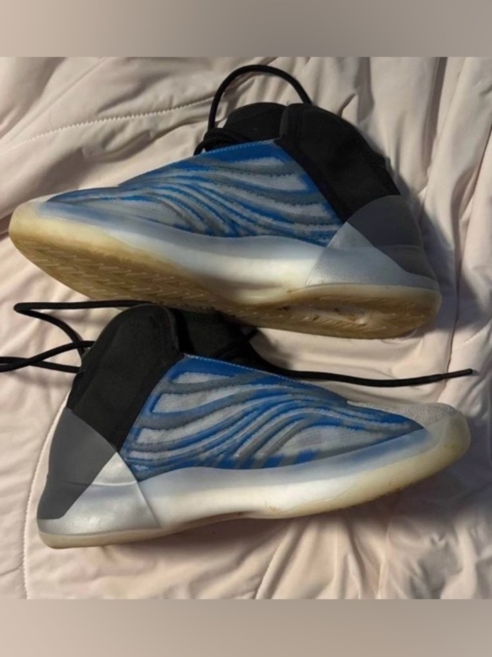 Yeezy Athletic Shoes in Blue, Black, Gray